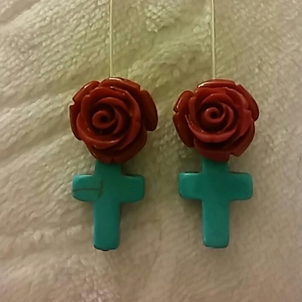 🌹Rose & Cross Dangle Earrings